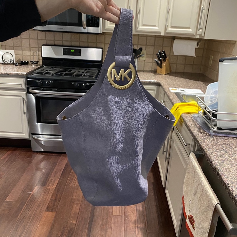 Michael Kors lavendar hobo bag.